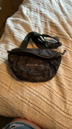 Eddie Bauer Green Camouflage Fanny Package 