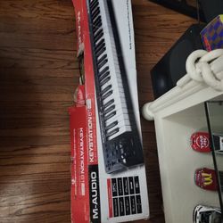 M Audio 61 Midi Keyboard