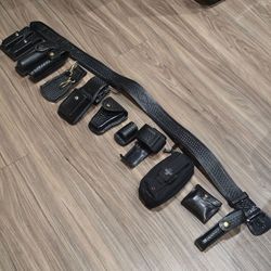 CDCR Leather Duty Belt (38) w/ Accessories
