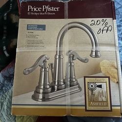 Price Pfister Ashfield 43-Ypok Lavatory Sink Faucet with Pop-up Satin Nickel Fin