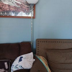 Lámpara De Piso Son Dos 10 Una 15 Por Las 2