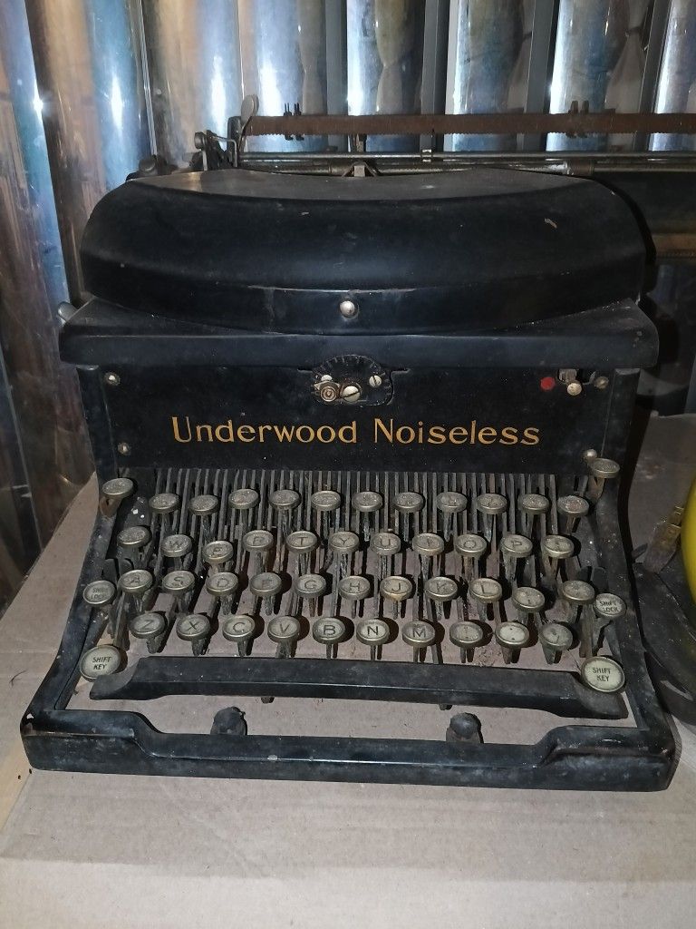 Underwood Typewriter