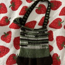 Cute knitted bag 