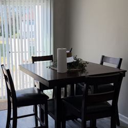 Dining Table With Chairs