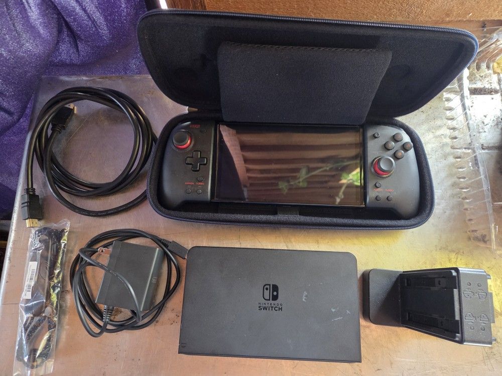 Nintendo Switch  OLED  Bundle