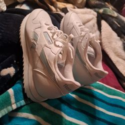 Brand New Reebok Shoes 