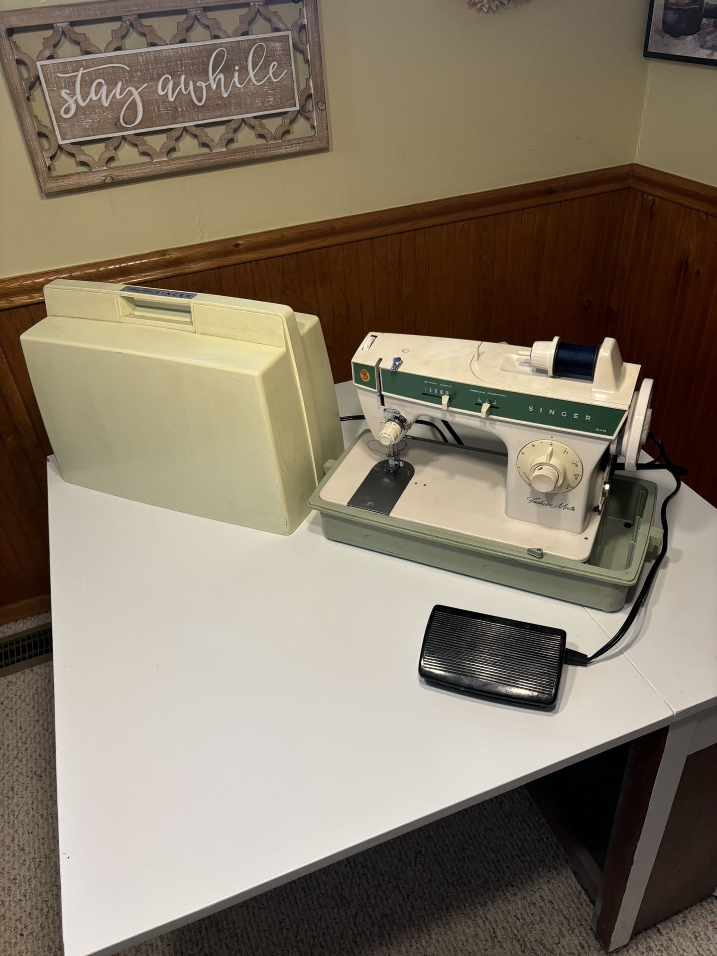 Heavy Duty Leather Upholstery Denim Singer 248 Sewing Machine In Case S8