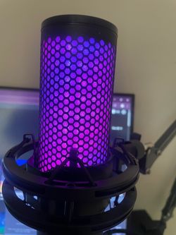 HYPERX QUADCAST 2s used, excellent condition !!!