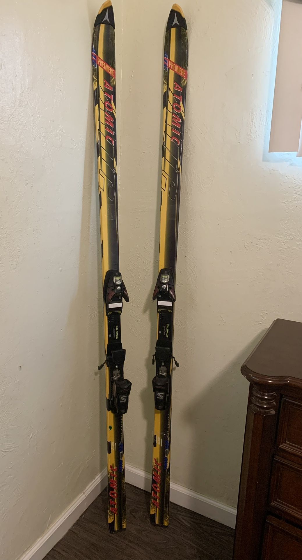 Skis / Winter / Snow / Snowboard / Gear / Salomon