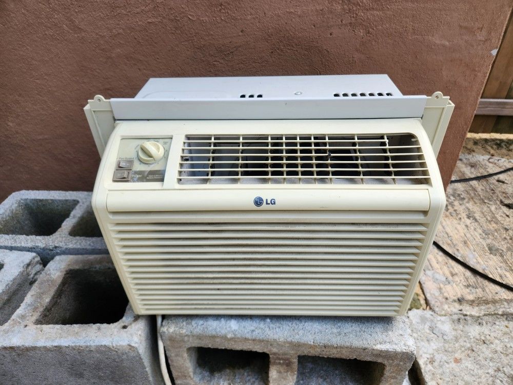 LG Window AC Unit