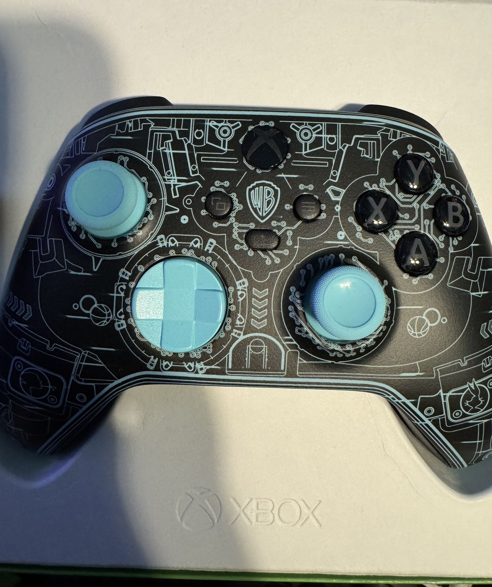 Xbox Contorller Space Jam Legacy 