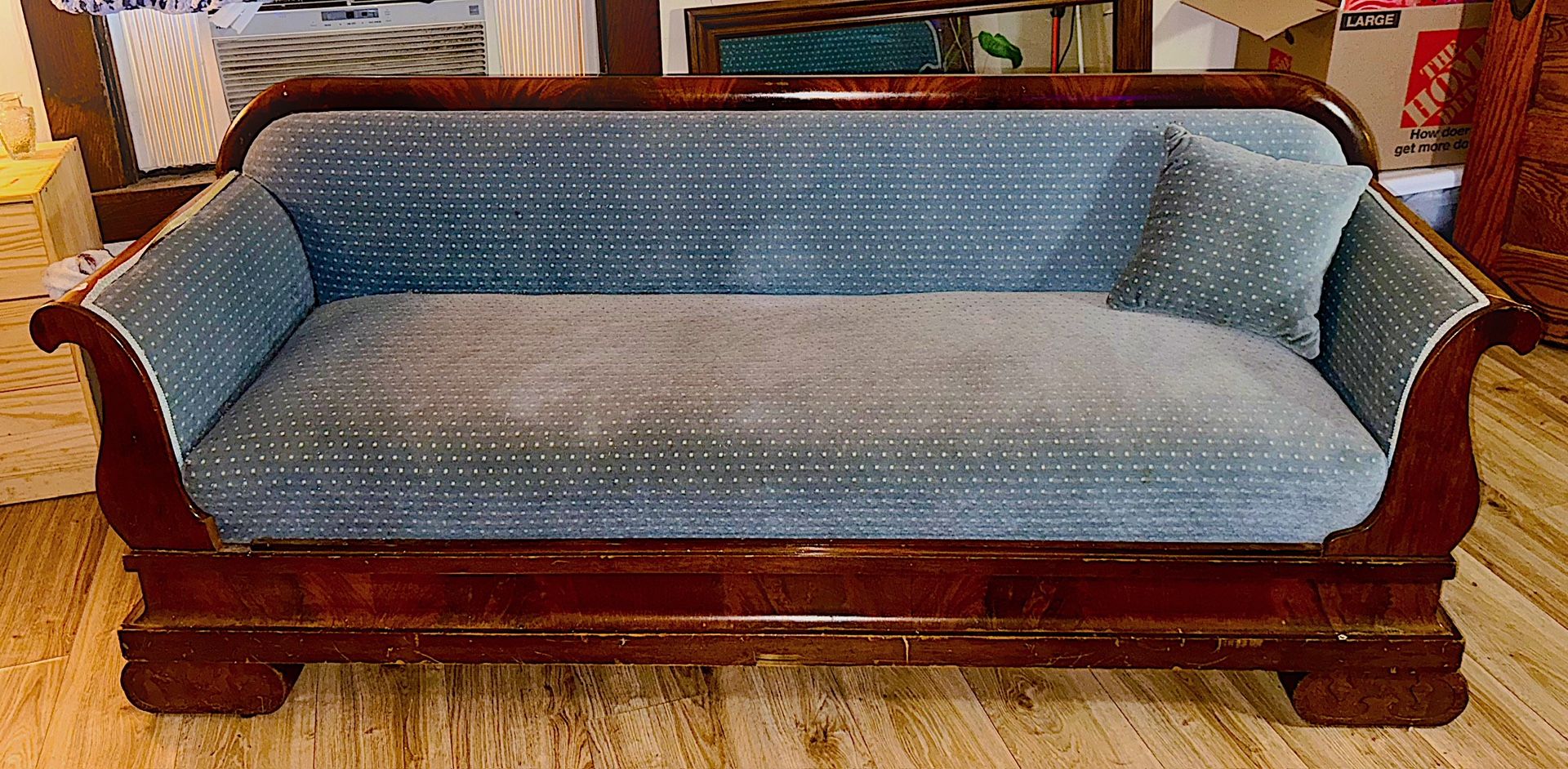 Stunning 1840-50s Flamed Mahogany Sofa