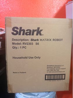 Shark vacuum robot