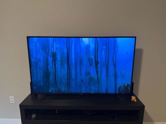 Samsung 55” 4K UHD Smart TV – Excellent Condition