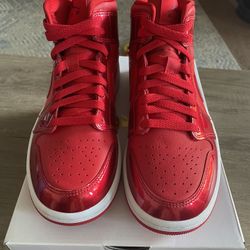 Air Jordan 1 Mid University Red 8 Woman