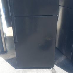 Top-freezer Refrigerator 