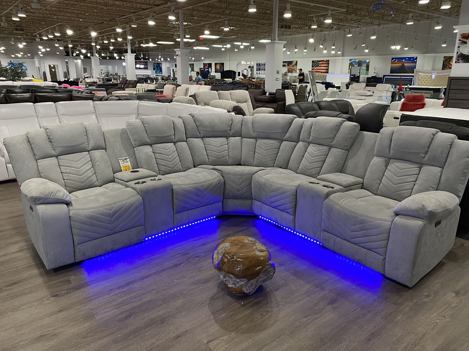 ๐๐GORGEOUS LED SECTIONAL POWER RECLINING $800 OFF !๐๐ $1699