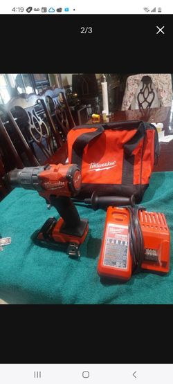 Milwakee  combo compat drill  charger and bag 95.00
