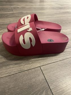 Brand New Levi’s Chunky Heel Slide 