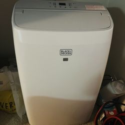 Black Decker Air Conditioner/ Fan / Dehumidifier 