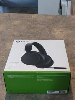 XBOX Wireless Headset New In Box