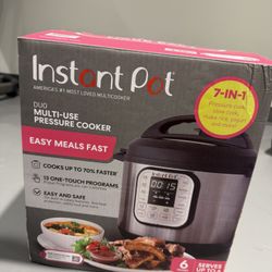 Instant Pot PRESSURE COOKER