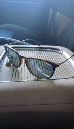 RAY-BAN PREMIUM SUN GLASSES