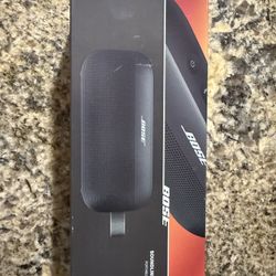 Bose SoundLink Flex (2nd Gen) Portable Bluetooth Speaker Waterproof, Black - NEW