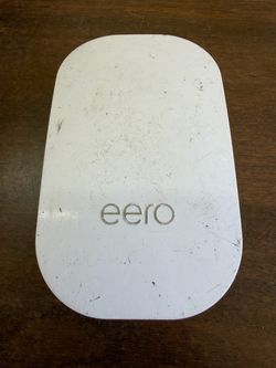 eero Beacon 350 Mbps Dual-Band Mesh WiFi Range Extender Model D010001