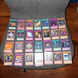 65 yogioh cards
