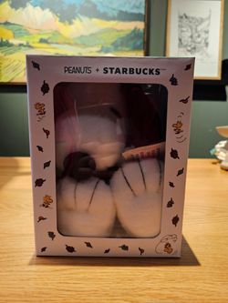 Starbucks x Peanuts Snoopy Plush Toy