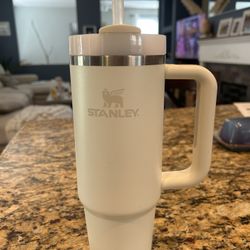 30 Ounce White Stanley