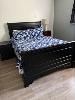 Black Full Bed