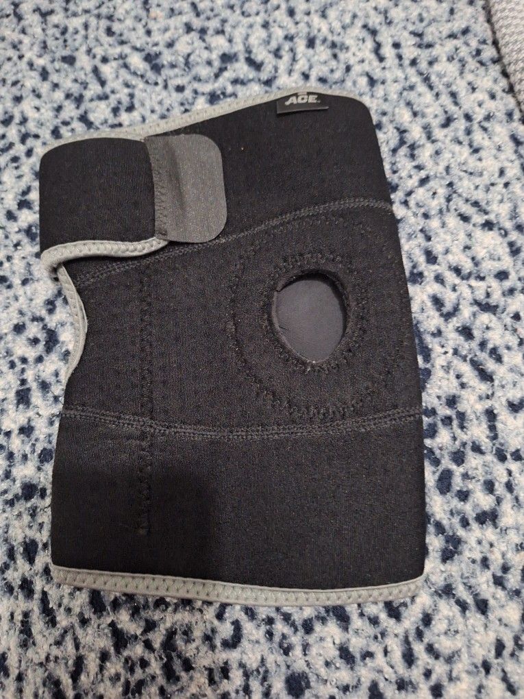 Ace Knee Brace