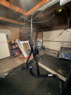 Boxing bag holder