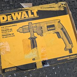 Dewalt 7.8 Amp 1/2 in. Variable Speed Reversing Dual-Range Hammer Drill