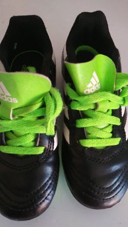 Soccer shoes for kids