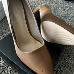 Size 8/8.5 Heels New