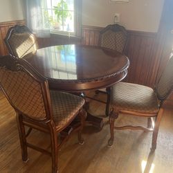 (Price Negotiable) BEAUTIFUL SOLID WOOD TABLE W/ MATCHING CHAIRS