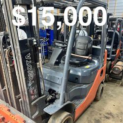 2017 Toyota 5000 Lbs Forklift