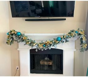 XMAS GARLAND AND WREATH SET $150