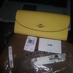 Brand new with tag COACH Zip Coin Bill Slim Envelope Leather Wallet