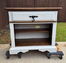 Vintage Flop Top Serving Table