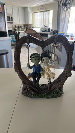 Frankenstein & Bride Swing