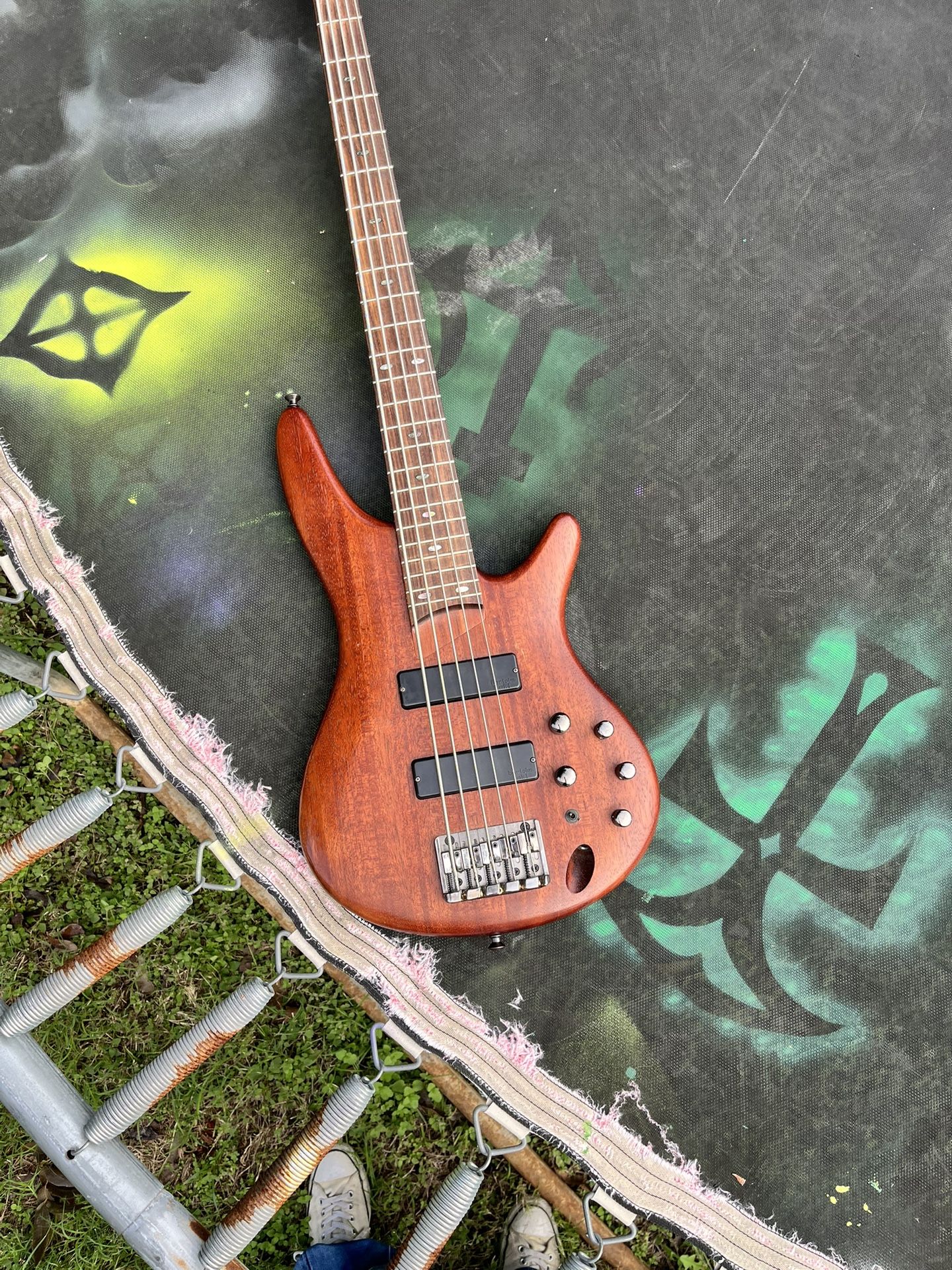 Ibanez SR505E 5-String Electric Bass Guitar