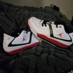 Nike Air Jordan Flight 23 Size 3Y Brand New W/o Box. 