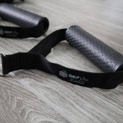 NEW Home Cables Resistance Bands Set (stackable 150lbs & hypoallergenic) 