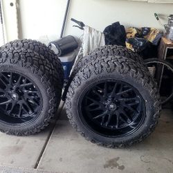 Off Road Wheels & Tires