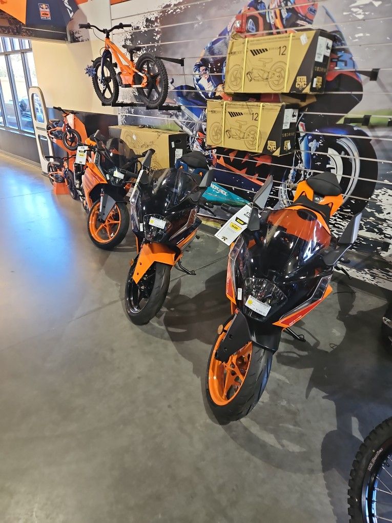 2024 KTM RC 390