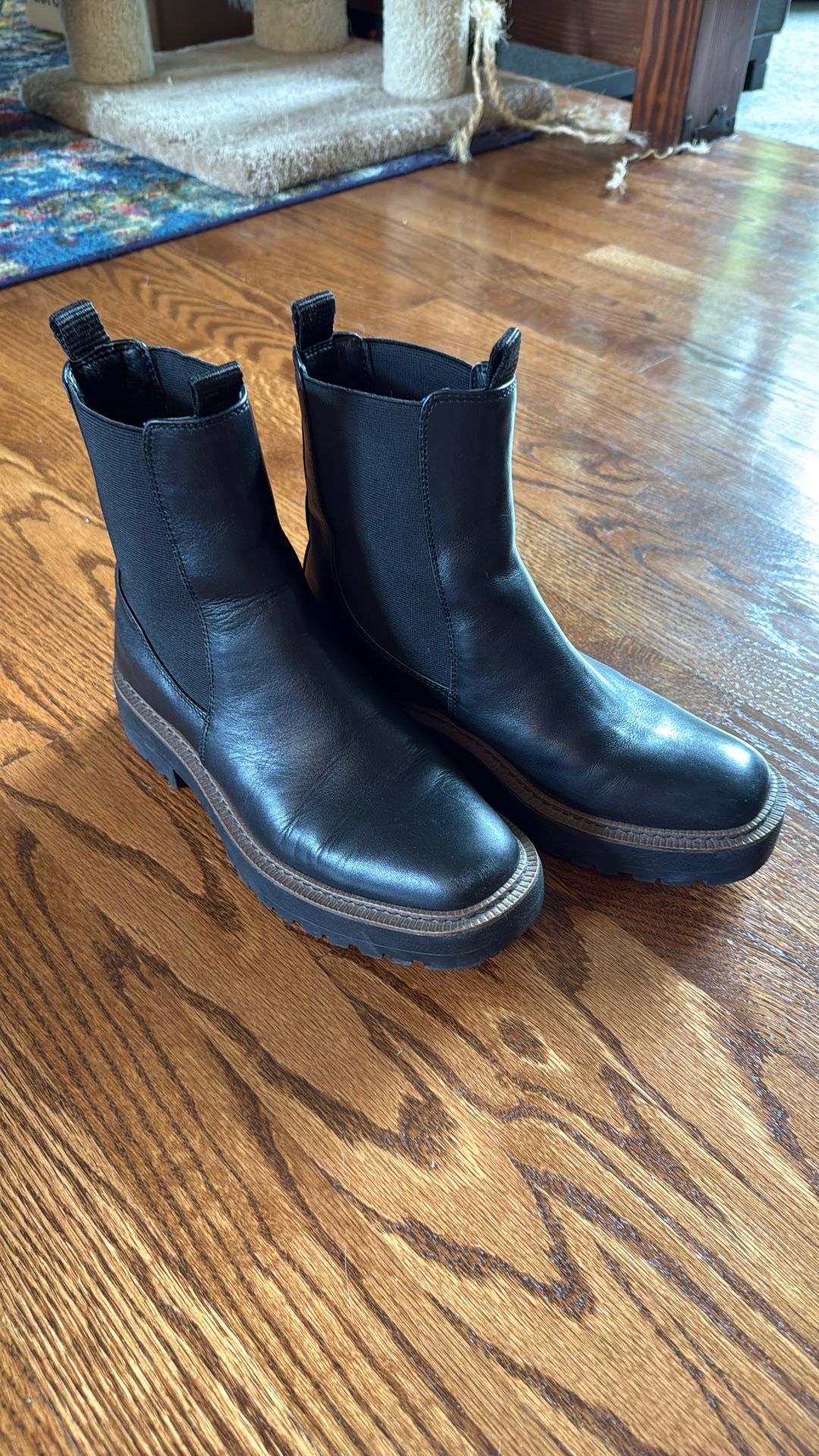 Sam Edelman Chelsea Boot